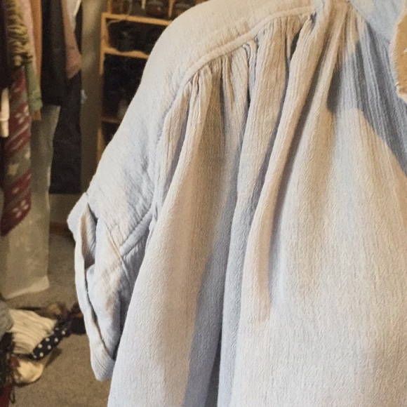 Button up short sleeve - Picture 2 of 3